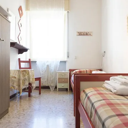 Apartment Re Lear